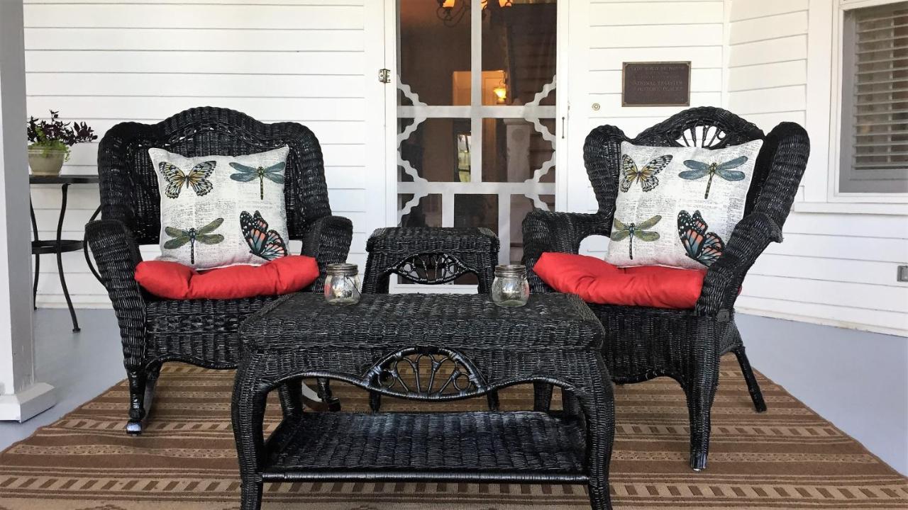 Oak Hill On Love Lane Bed And Breakfast Inn Waynesville Ngoại thất bức ảnh